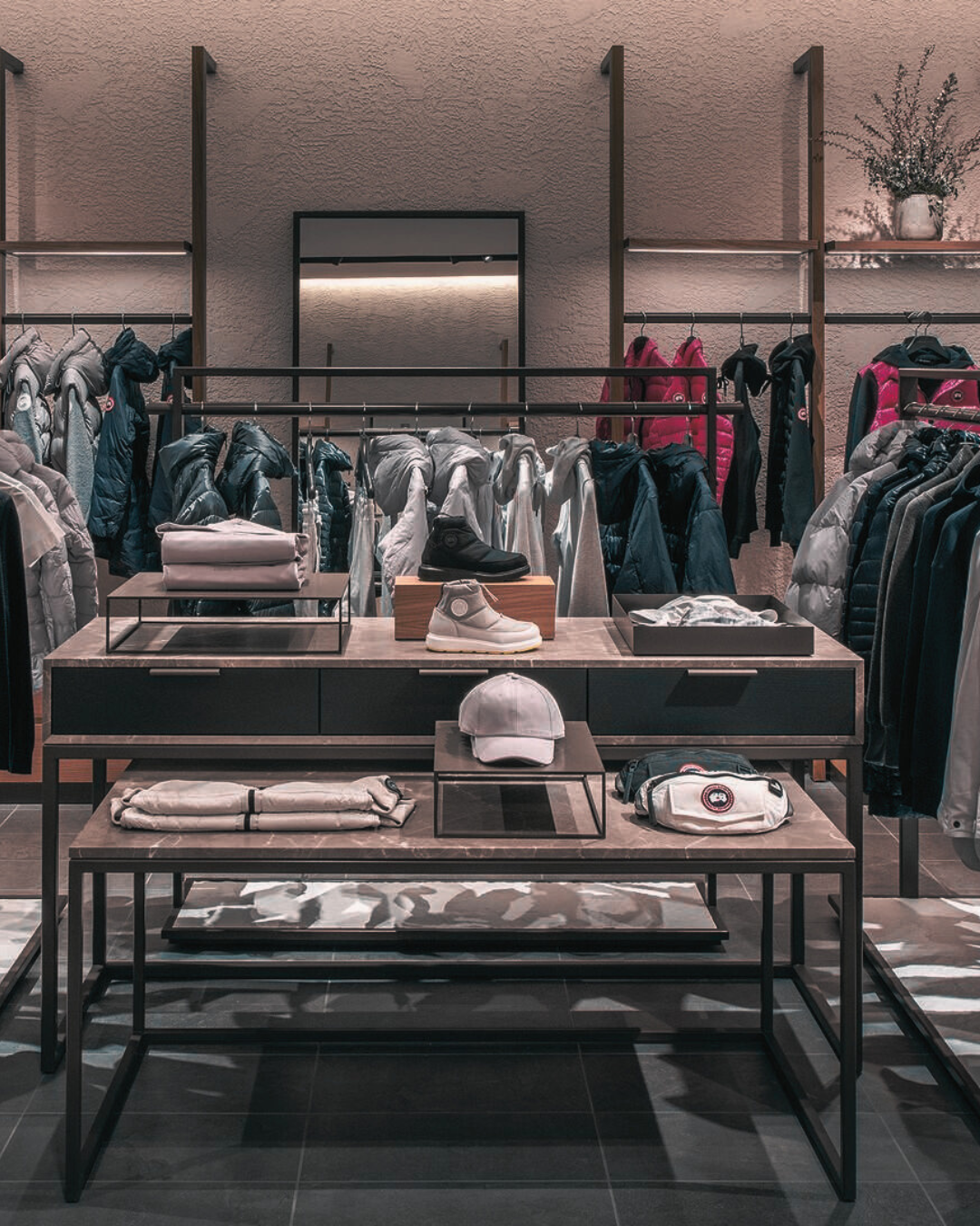 Retail and boutique industry background